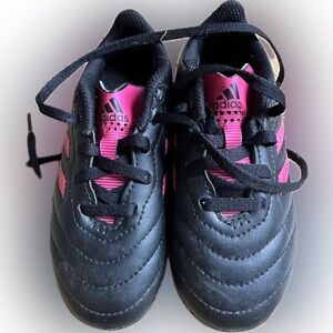 Adidas soccer cleats 10.5